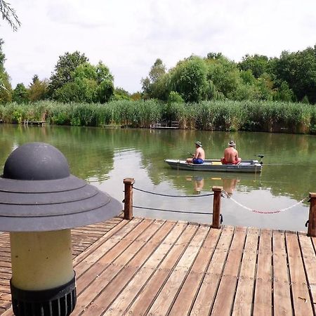 Szemérmetes Erzsók Nyaralóház Villa Gyomaendrőd Kültér fotó