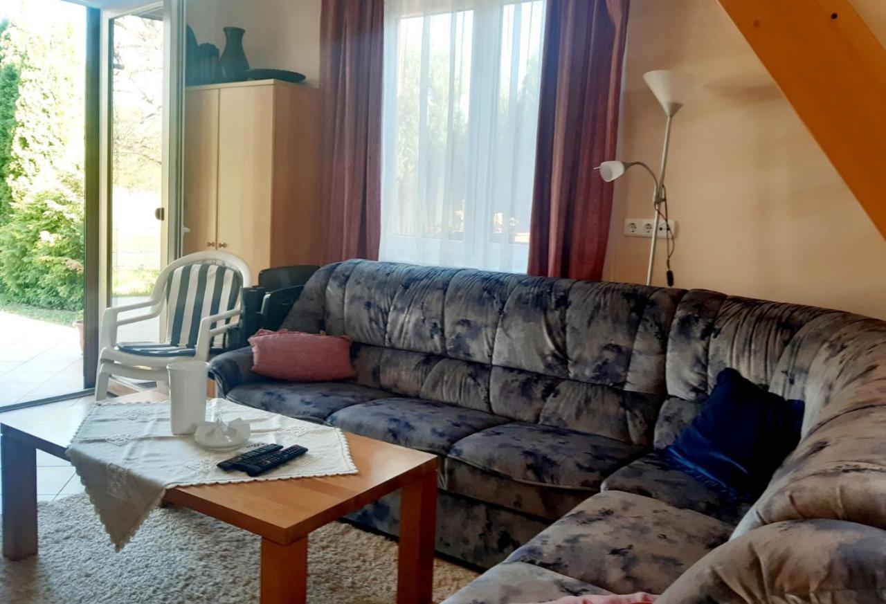 Szemérmetes Erzsók Nyaralóház Villa Gyomaendrőd Kültér fotó